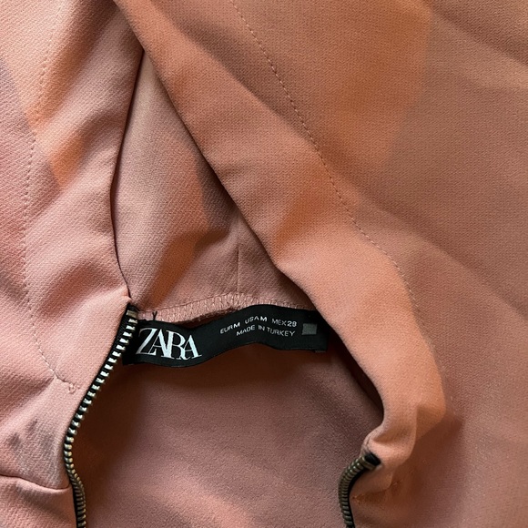 Zara Hoodie - Picture 2 of 2